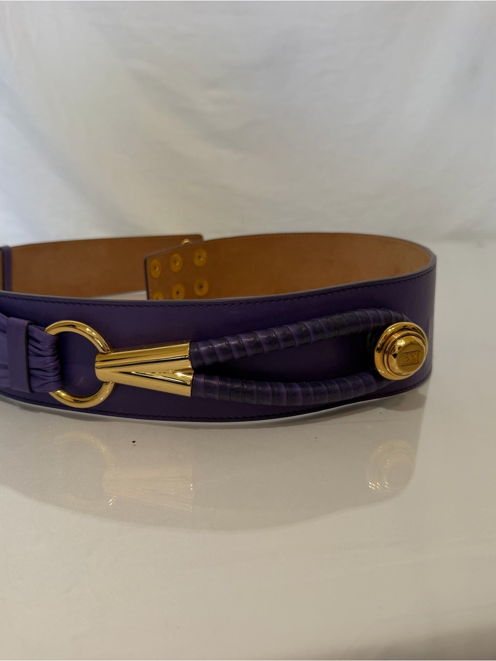 Escada Vintage Purple Leather Wide Belt Gold Hardware Made in Italy Size Large - Picture 5 of 12